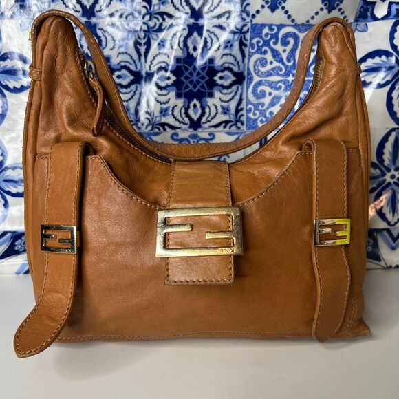 Fendi genuine leather Fendi Tan Leather Mamma Baguette Bag Y2K - Picture 1 of 9